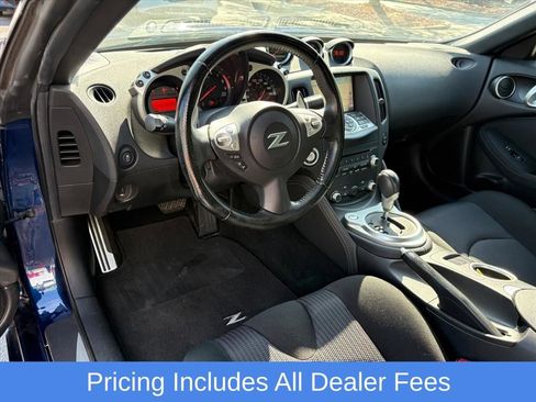 Used 2016 Nissan 370Z Coupe RWD image 19