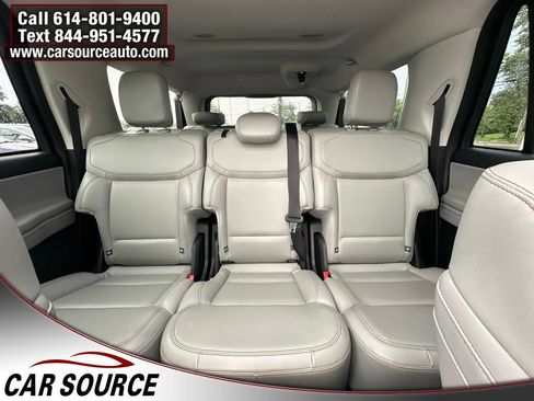 Used 2025 Ford Expedition Max Active AWD/4WD image 19