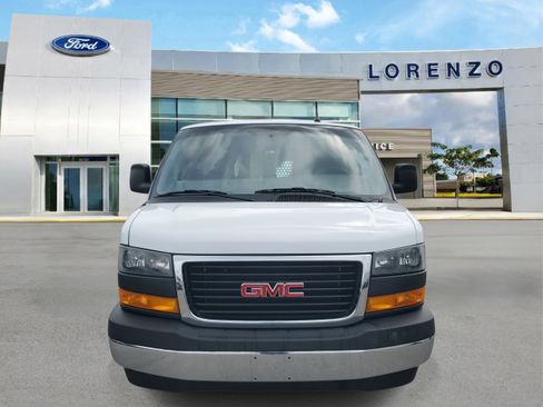Used 2023 GMC Savana 2500 w/ Driver Convenience Package image 2