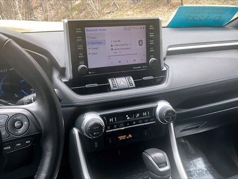 Used 2020 Toyota RAV4 XSE AWD/4WD image 9