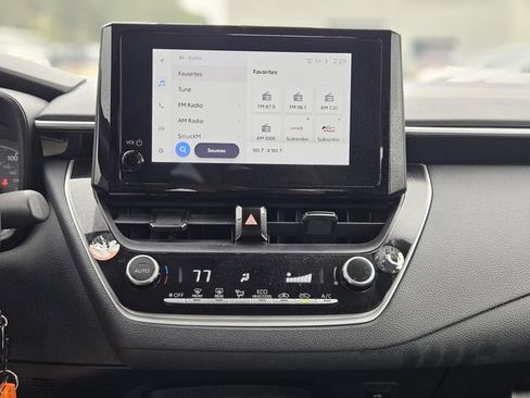 Used 2023 Toyota Corolla LE image 20