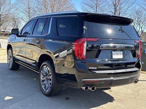 Used 2024 GMC Yukon Denali Ultimate w/ LPO, Floor Liner Package image 11