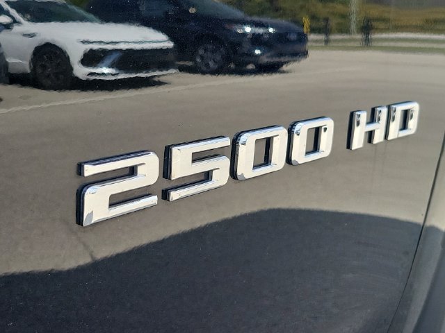 Used 2023 Chevrolet Silverado 2500 Custom w/ Custom Value Package AWD/4WD image 8