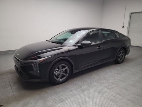 Used 2025 Kia K4 FWD image 2