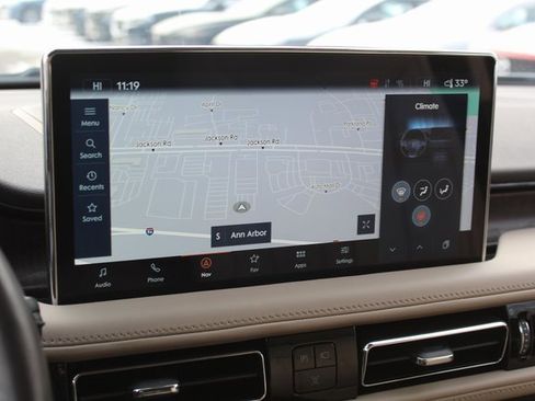 Certified 2022 Lincoln Nautilus Reserve image 24