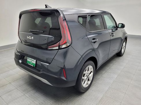 Used 2024 Kia Soul LX w/ Option Group 015 FWD image 9
