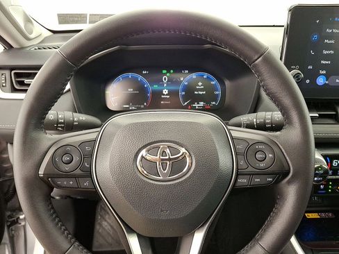 Certified 2025 Toyota RAV4 Limited w/ Advanced Technology Package AWD/4WD image 8