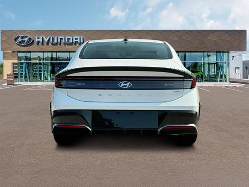 New 2025 Hyundai Sonata SEL FWD image 6