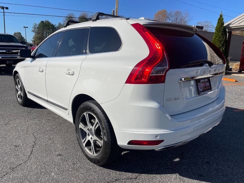 Used 2015 Volvo XC60 T6 image 11