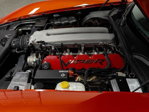 Used 2005 Dodge Viper SRT-10 w/ Copperhead Edition Group RWD image 86