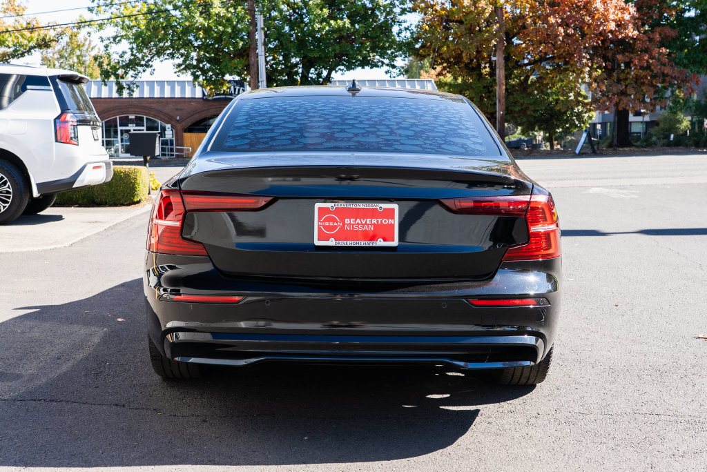 Used 2024 Volvo S60 B5 Plus w/ Climate Package AWD/4WD image 5
