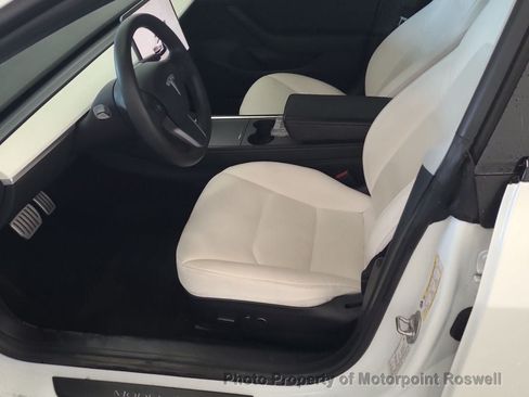 Used 2022 Tesla Model 3 Performance AWD/4WD image 2