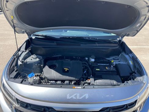Used 2025 Kia Seltos S image 35