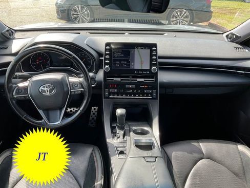 Used 2019 Toyota Avalon Touring image 17