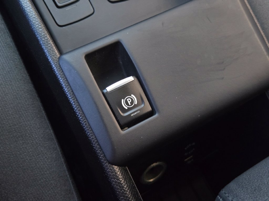 Used 2017 BMW i3 w/ Range Extender RWD image 21