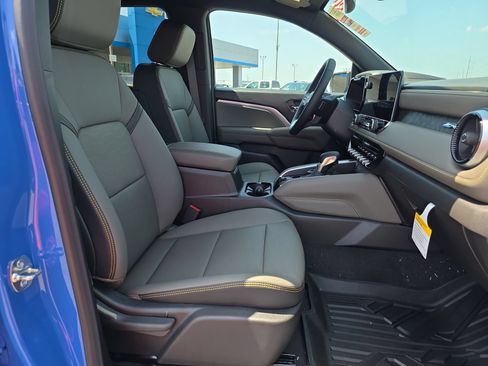 New 2026 Chevrolet Colorado ZR2 AWD/4WD image 15