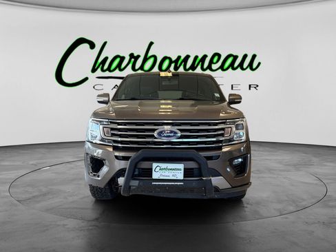 Used 2018 Ford Expedition Max XLT w/ Equipment Group 202A AWD/4WD image 8