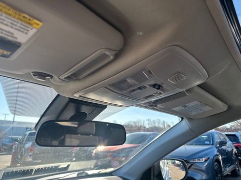 Used 2018 Toyota RAV4 XLE image 29