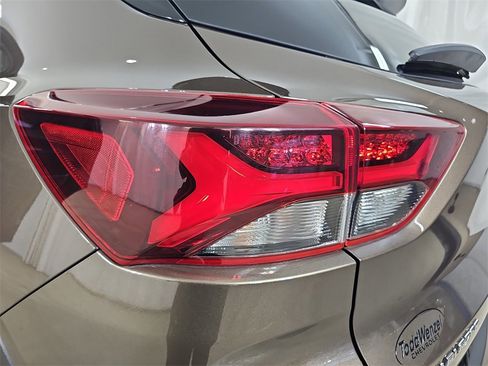 Certified 2021 Chevrolet TrailBlazer ACTIV w/ Technology Package image 40