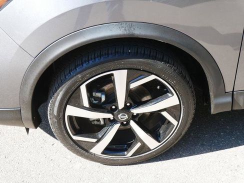 Certified 2022 Nissan Rogue Sport SL image 9