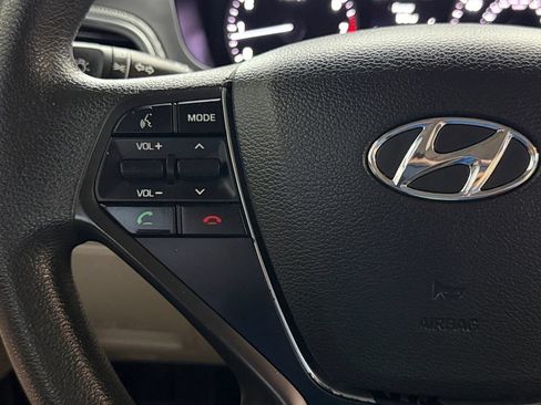 Used 2017 Hyundai Sonata SE FWD image 29