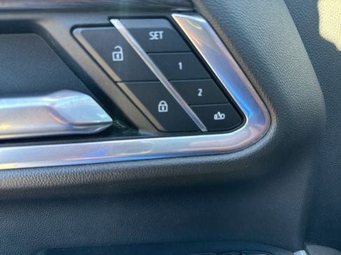 Used 2025 Chevrolet Silverado 3500 LTZ w/ LTZ Plus Package AWD/4WD image 24