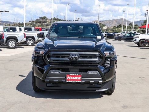 New 2026 Toyota Tacoma SR5 RWD image 2