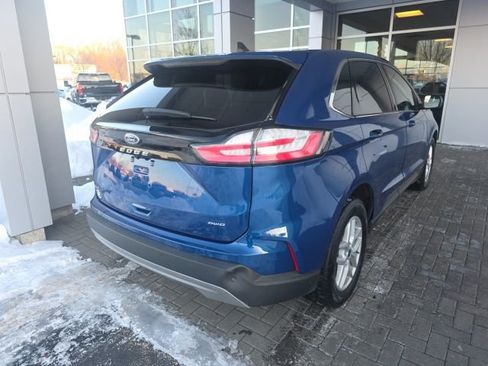 Used 2021 Ford Edge SEL w/ Convenience Package image 4
