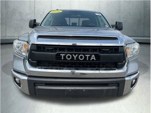 Used 2016 Toyota Tundra SR5 image 5