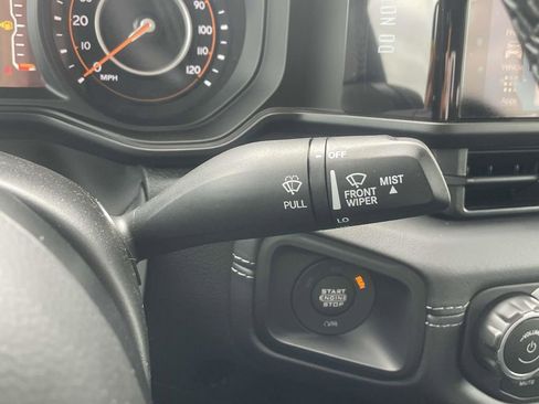 New 2025 Jeep Gladiator Sport w/ Premium Package AWD/4WD image 33