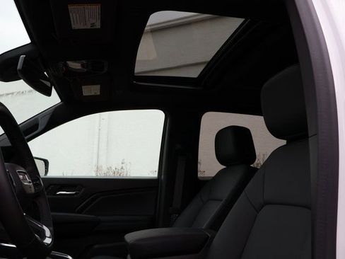 New 2026 GMC Canyon Elevation w/ Convenience Package image 47