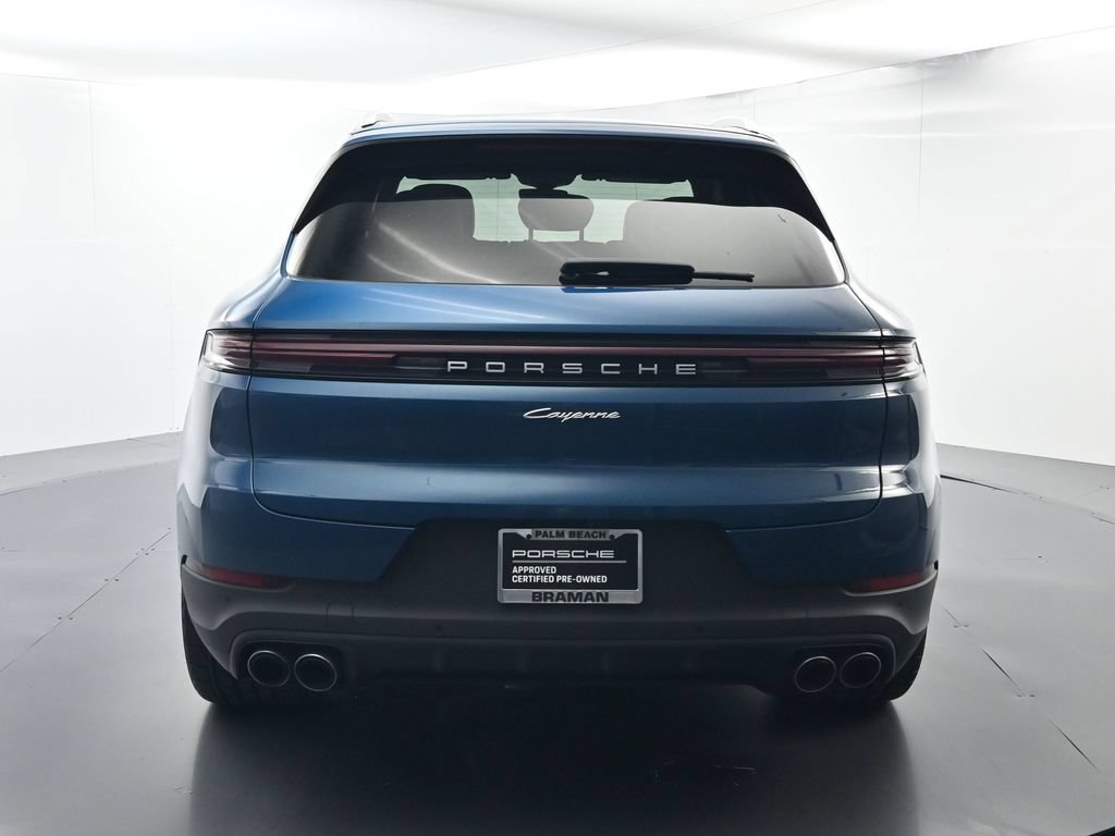 Certified 2024 Porsche Cayenne AWD/4WD image 13