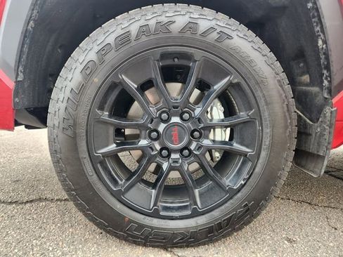 Used 2025 Toyota Tundra Limited image 10