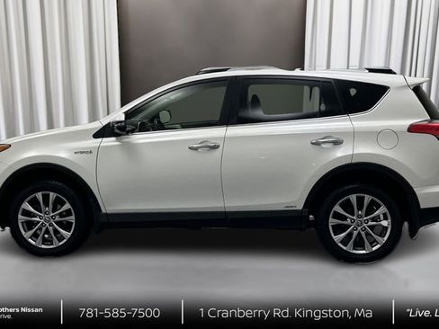 Used 2018 Toyota RAV4 Limited w/ Carpet Mat Package image 8