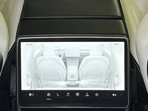 Used 2026 Tesla Model 3 RWD image 34