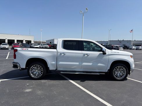 Used 2024 Chevrolet Silverado 1500 LTZ w/ LTZ Convenience Package II AWD/4WD image 8
