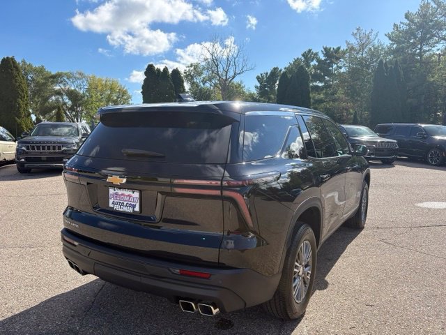 Used 2024 Chevrolet Traverse LS w/ LPO, Floor Liner Package FWD image 5