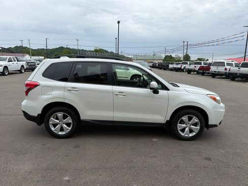 Used 2016 Subaru Forester 2.5i Premium w/ All-Weather Package AWD/4WD image 20