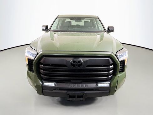 Used 2022 Toyota Tundra SR5 w/ Convenience Package RWD image 2