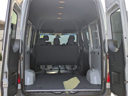 New 2025 Mercedes-Benz Sprinter 2500 image 10