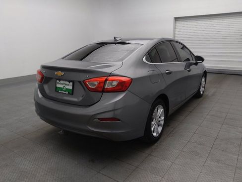 Used 2019 Chevrolet Cruze LT image 9