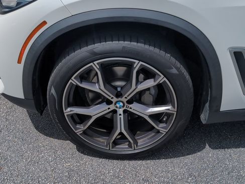 Used 2019 BMW X5 xDrive40i w/ Premium Package 2 AWD/4WD image 26