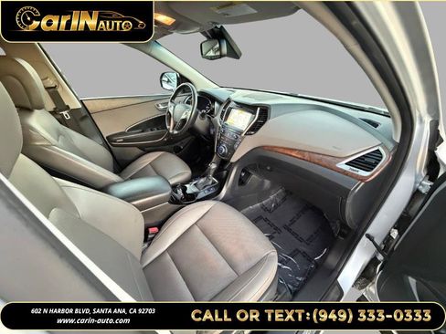 Used 2018 Hyundai Santa Fe Limited FWD image 11