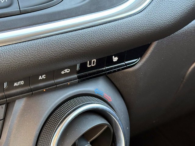 Used 2022 Chevrolet Blazer LT FWD image 27