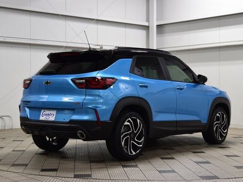 Used 2025 Chevrolet TrailBlazer RS w/ Convenience Package image 8