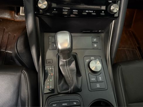 Used 2022 Lexus IS 350 F Sport w/ Navigation Package image 24