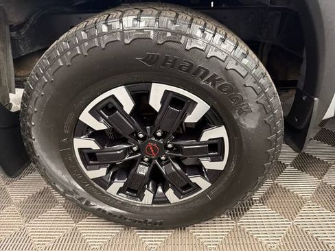 Used 2024 Nissan Frontier PRO-4X w/ Technology Package AWD/4WD image 47