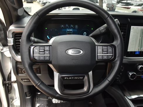 Used 2026 Ford F350 Platinum AWD/4WD image 22