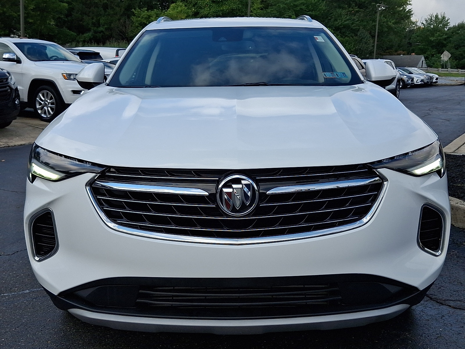 Used 2023 Buick Envision Preferred AWD/4WD image 2