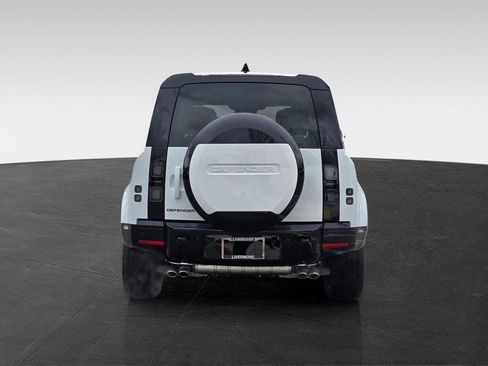 New 2026 Land Rover Defender 110 X-Dynamic SE AWD/4WD image 5